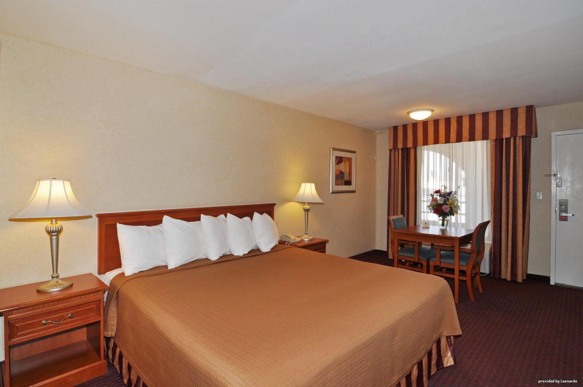 Best Western Norwalk Inn Exteriör bild